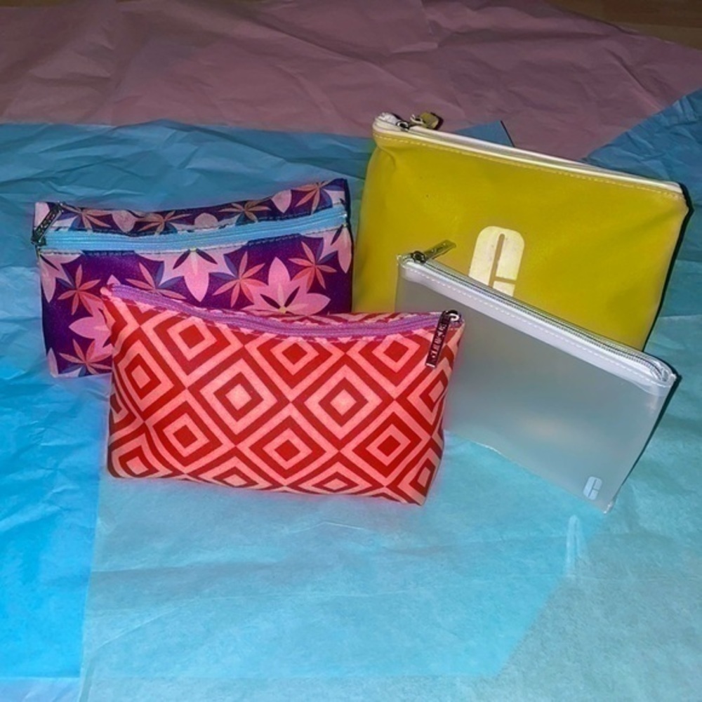 Set of 4 Clinique make up cosmetic pouch travel toiletries bag w/ zip closure - Picture 16 of 16